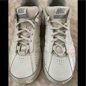 Nike T-Lite Tennis Shoe